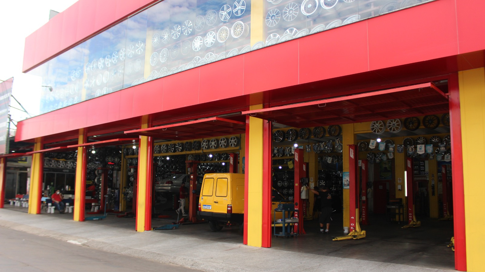 Auto Center Oliveira